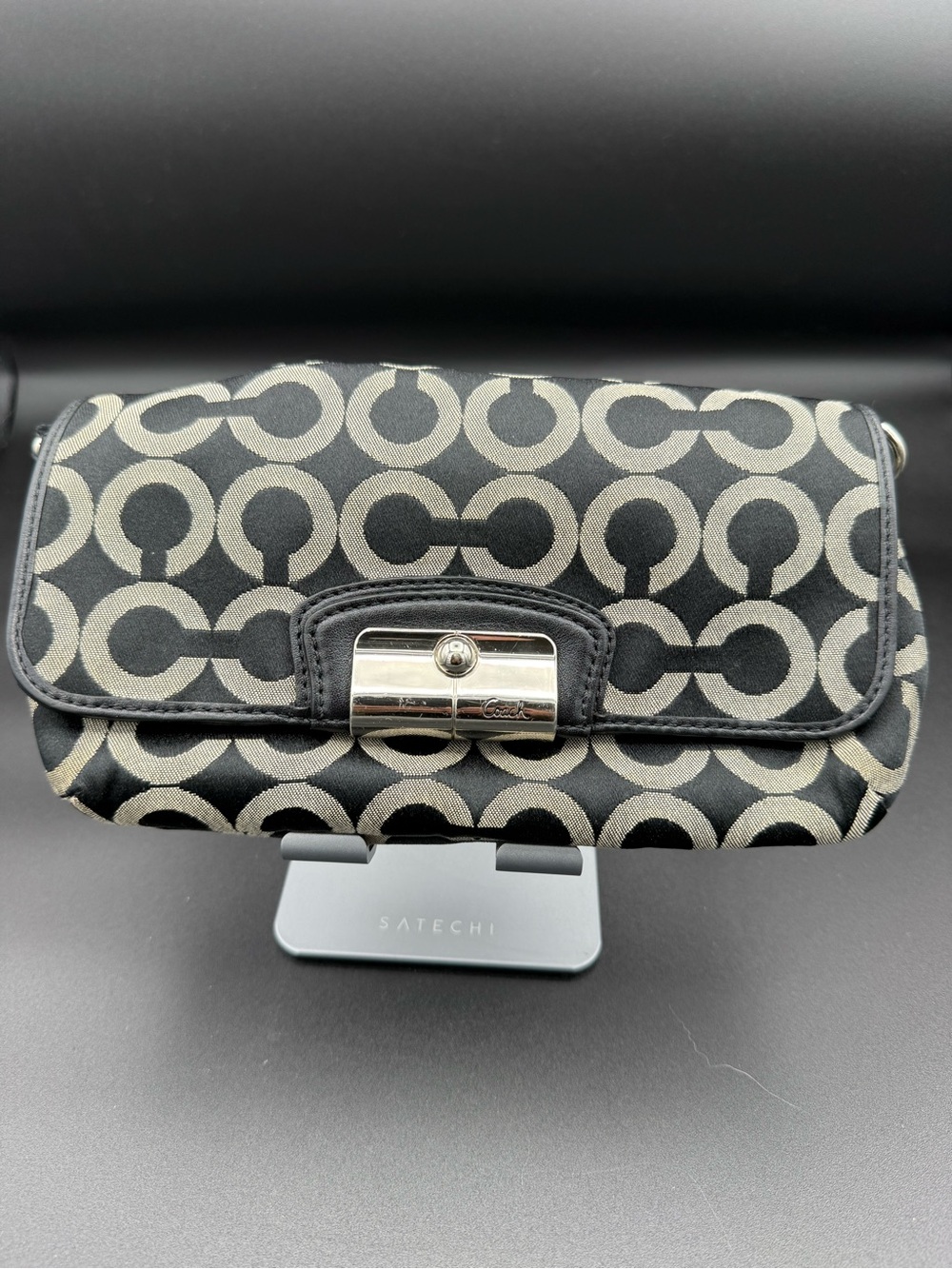 Coach Signature C Black Gray Jacquard Turnlock Wristlet Clutch Y2K